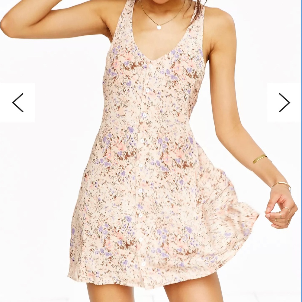 Urban Outfitters Somedays Lovin Secrets Floral Dress sleeveless button up xs